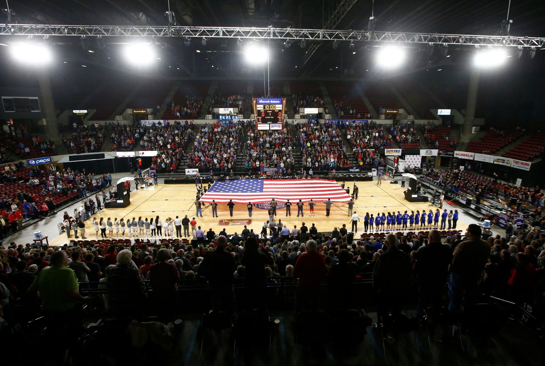 Montana Western takes on Oklahoma City in NAIA Championship